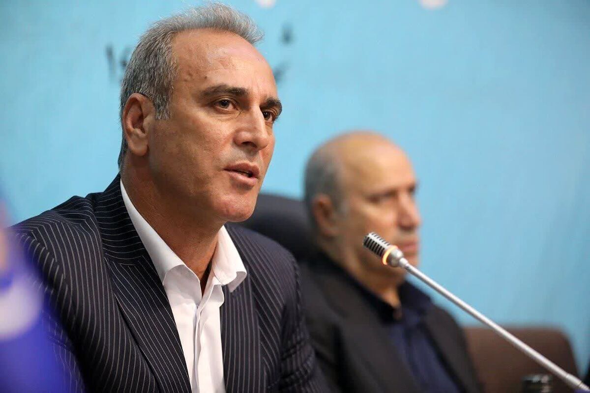 گلایه های رئیس هیات فوتبال قزوین از بدقولی باشگاه استقلال+ فیلم