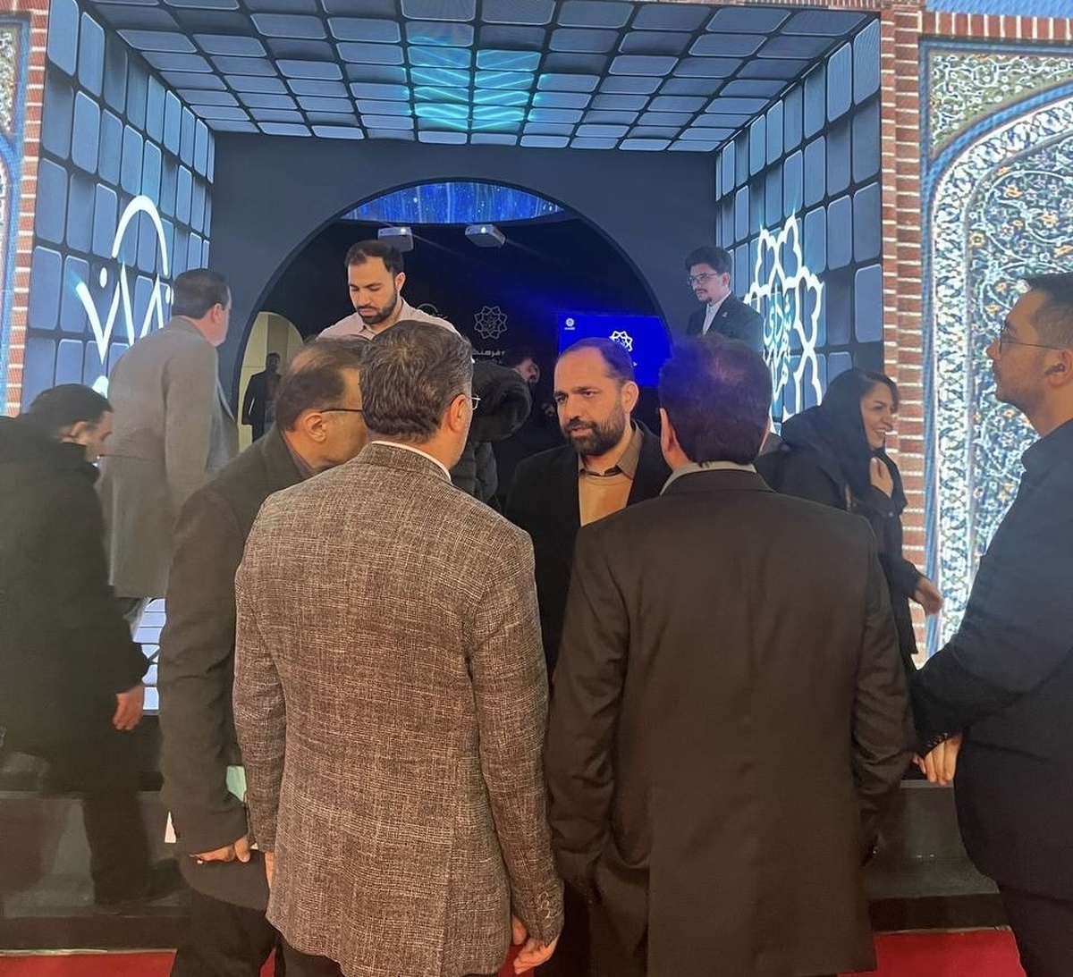 نخستین نشریه تخصصی گردشگری شهر تهران با عنوان «زمستان» رونمایی شد