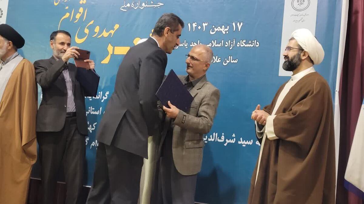 گامی بلند برای امامت و مهدویت با 62 برنامه و دهها هزار اثر ماندگار گامی بلند برای امامت و مهدویت با 62 برنامه و دهها هزار اثر ماندگار