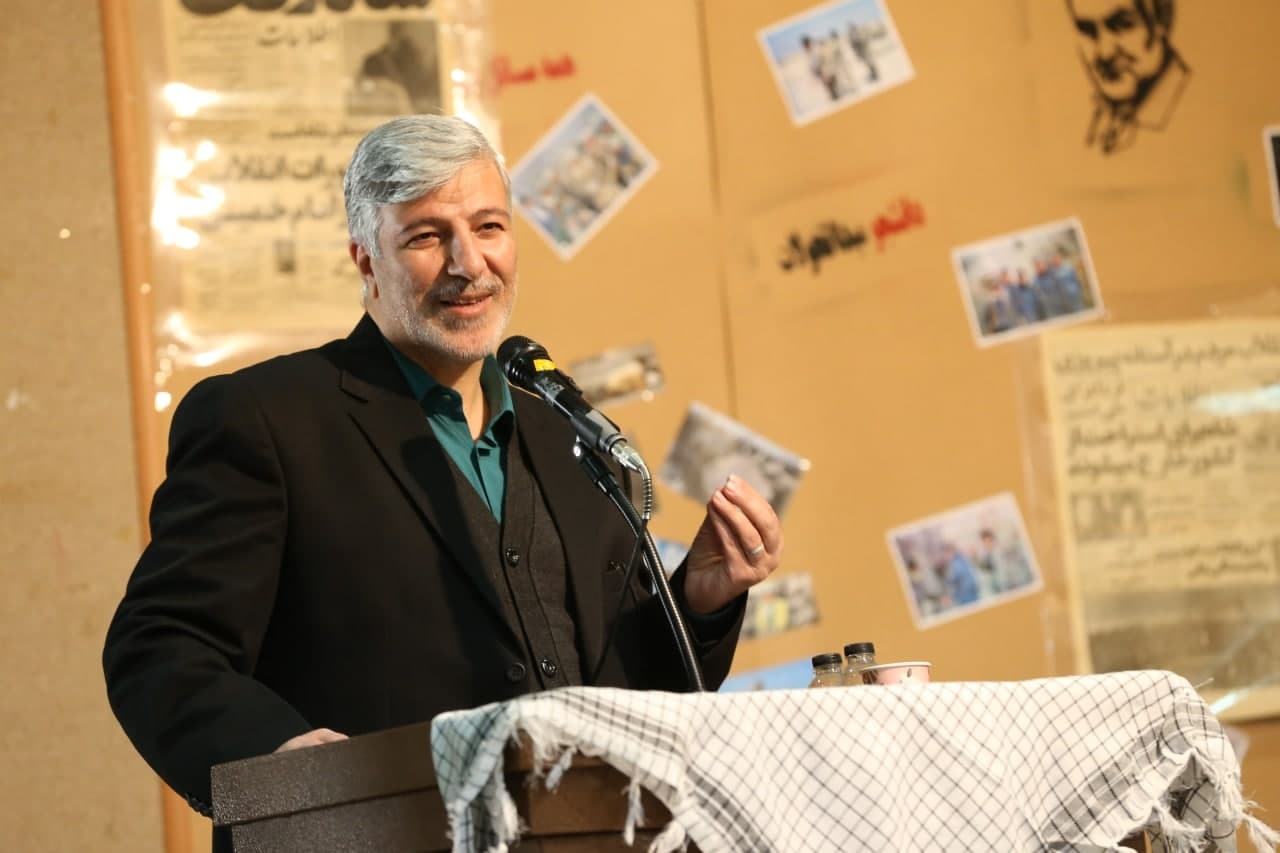 هنر؛ بهترین روایتگر فرهنگ ایثار و شهادت هنر؛ بهترین روایتگر فرهنگ ایثار و شهادت