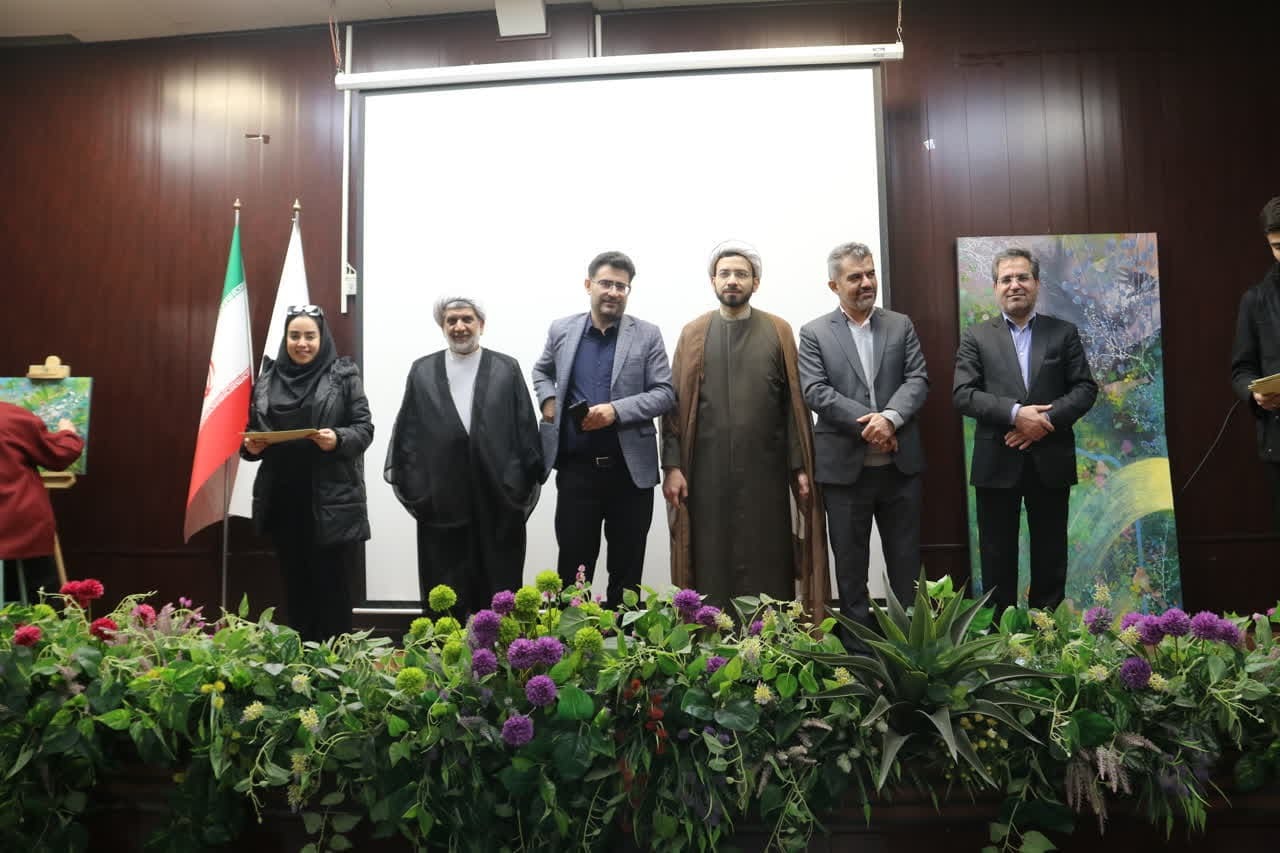 برگزیدگان جشنواره نقاشی «صبح امید» معرفی شدند برگزیدگان جشنواره نقاشی «صبح امید» معرفی شدند