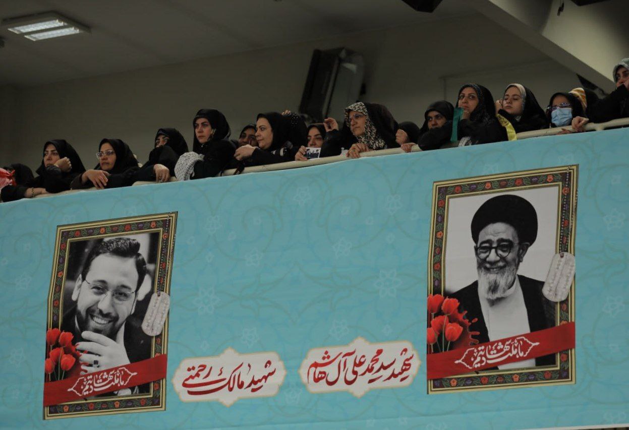 مردم آذربایجان شرقی با رهبر انقلاب تجدید بیعت کردند