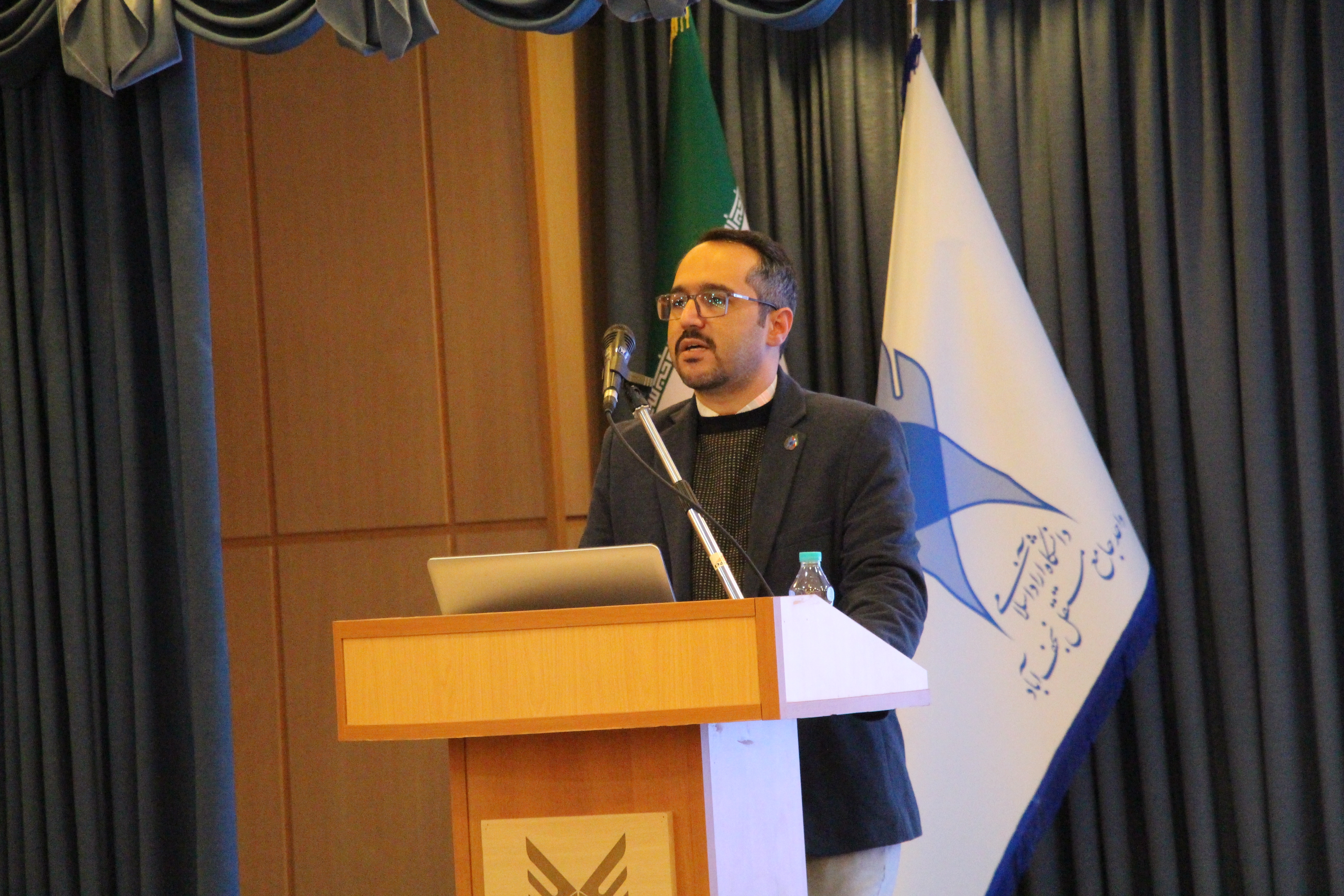 آغاز کار دفتر استانداردسازی در دانشگاه آزاد نجفآباد آغاز کار دفتر استانداردسازی در دانشگاه آزاد نجفآباد