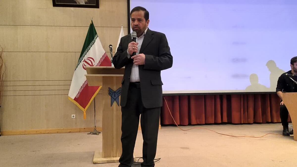 انقلاب اسلامی با جهاد تبیین از چالشها عبور میکند