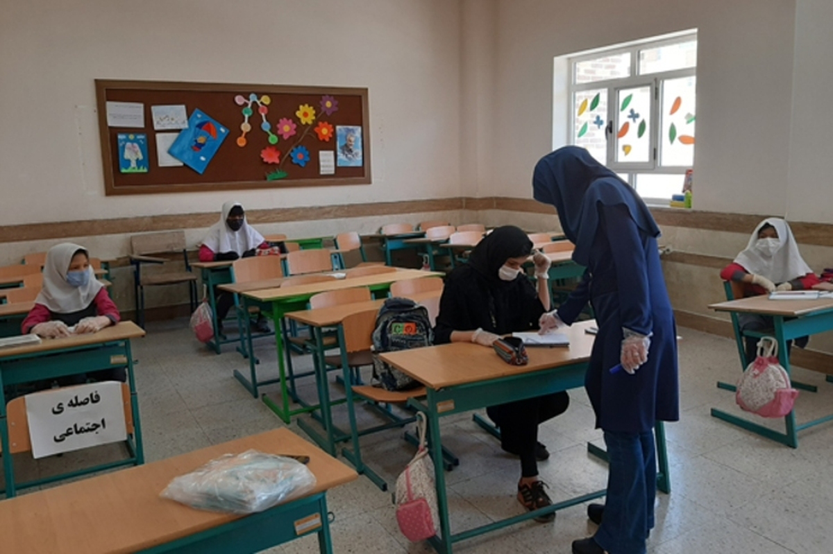 معاون وزیر آپ: بررسی نرخ پوشش تحصیلی استانها؛ لزوم ارائه راهکارهای عملیاتی برای مناطق ضعیف