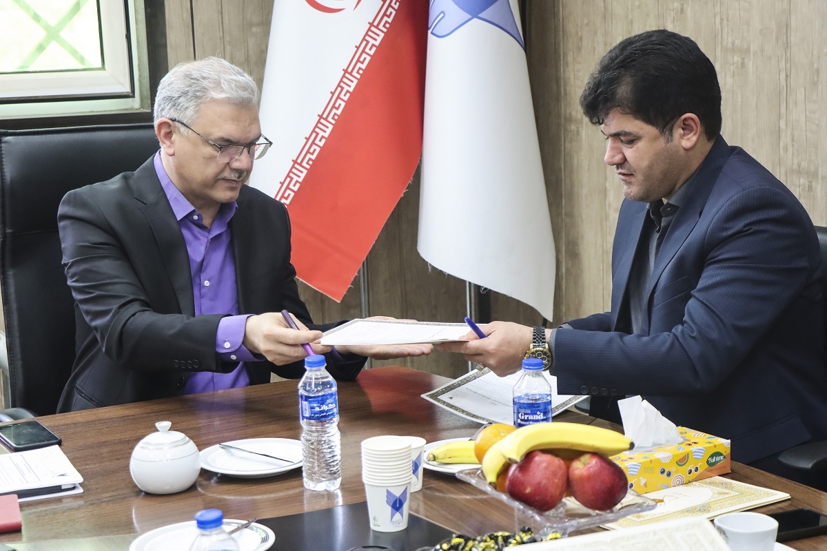 انعقاد تفاهمنامه همکاری دانشگاه آزاد و بانک تجارت در راستای درآمدهای غیرشهریهای انعقاد تفاهمنامه همکاری دانشگاه آزاد و بانک تجارت در راستای درآمدهای غیرشهریهای