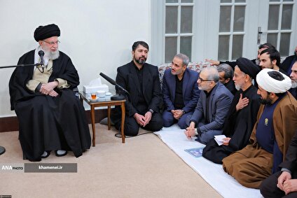 مراسم روضه شهادت امام کاظم (ع) در جمع مسئولان ستاد مرکزی اعتکاف با حضور رهبر انقلاب