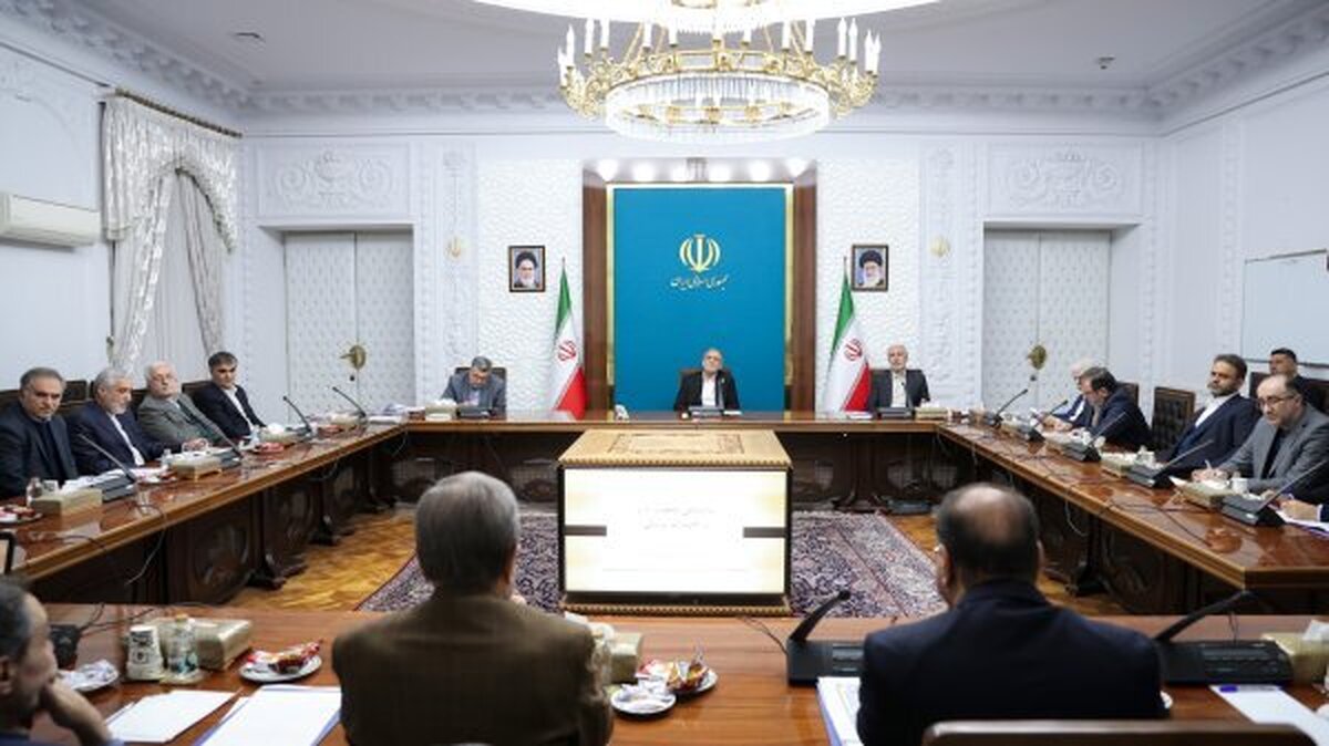 پزشکیان: هدف دولت رفع دغدغه مردم برای دریافت خدمات درمانی با کیفیت و کم هزینه است
