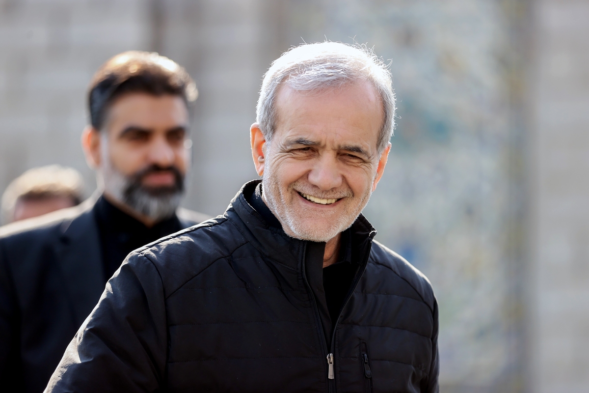 پزشکیان به غرب استان تهران سفر میکند