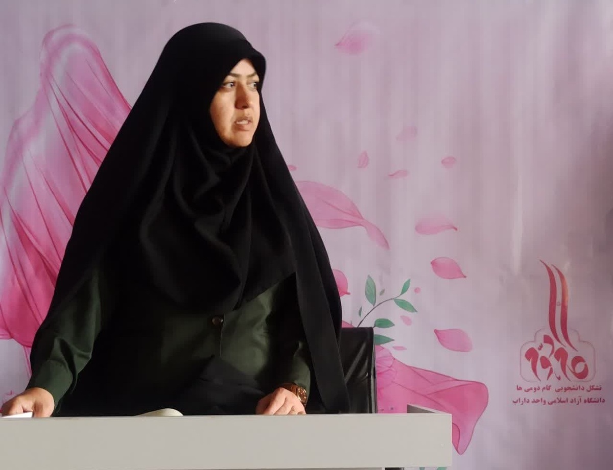 بانوان در گام دوم انقلاب نقشآفرین هستند
