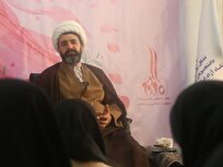 حضرت زهرا(س) الگویی کامل برای فعالیتهای سیاسی و اجتماعی بانوان