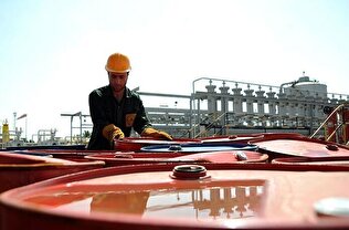 خطیبی: مقایسه نفت ایران در بازارهای جهانی درست نیست/ افزایش صادرات نفت برنامهریزی جدید میخواهد!