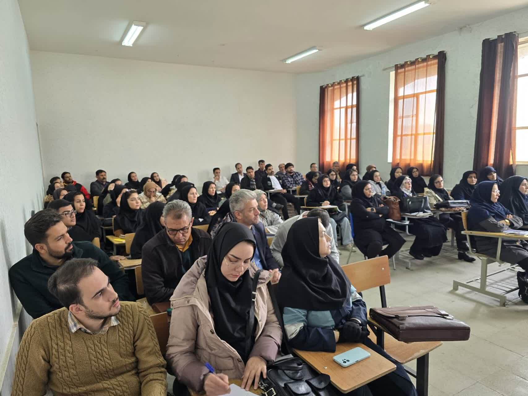 مقابله با پدیده «خودکشی» نیازمند انجام یک کار علمی و تخصصی است مقابله با پدیده «خودکشی» نیازمند انجام یک کار علمی و تخصصی است