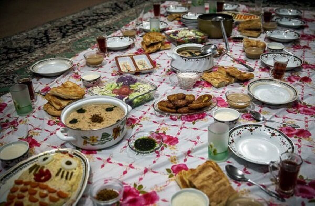 برپایی سفره افطار ویژه کودکان کار کوره‌های آجرپزی