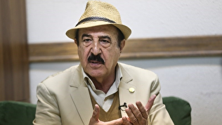 به فرزندانم افتخار می‌کنم که در کشور خود به مردم خدمت می‌کنند +فیلم