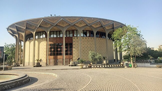 تئاتر در ایام نوروز تعطیل نیست
