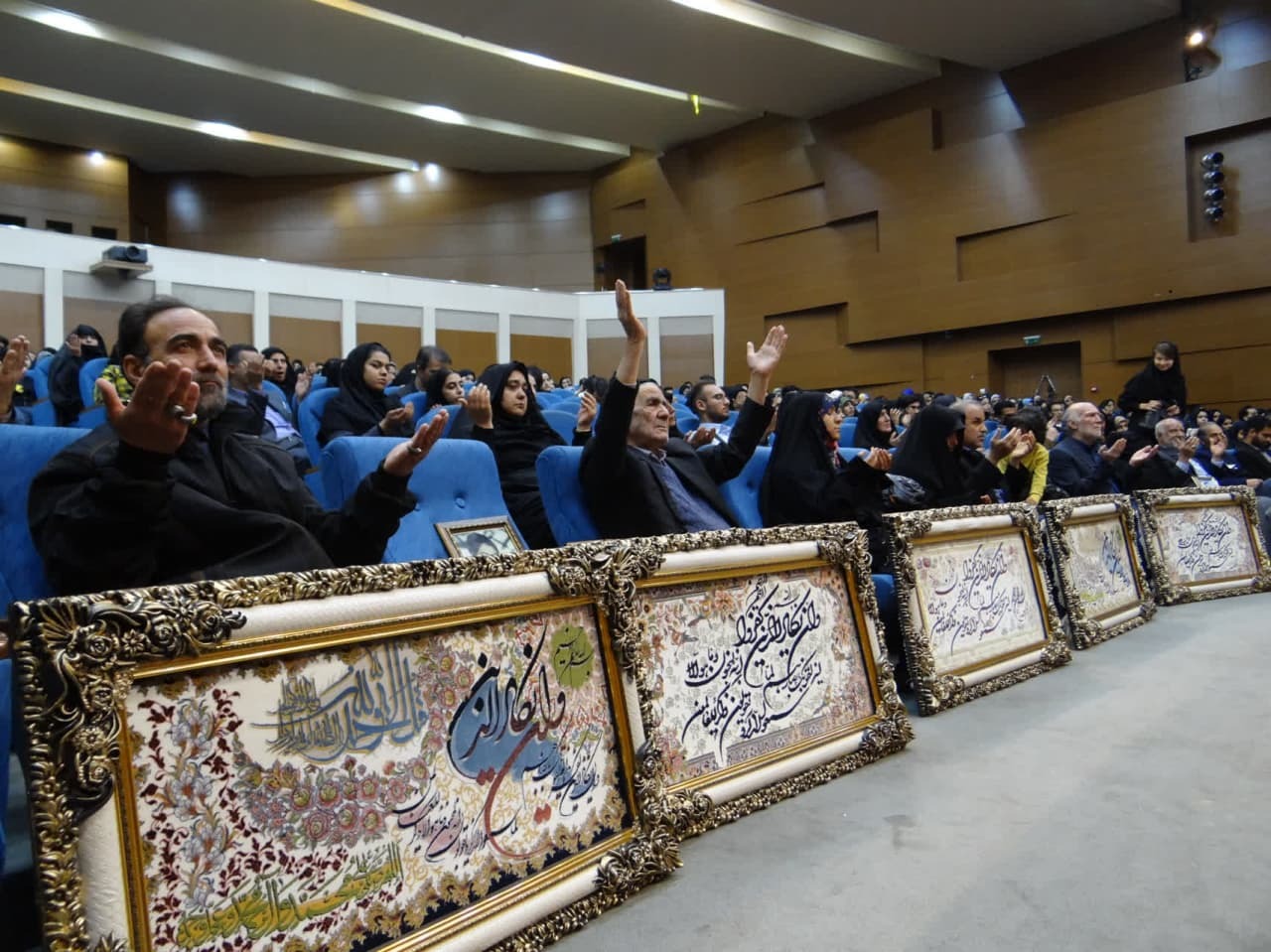 پیادهسازی اصول و ارزشهای موردنظر شهدا در دانشگاه آزاد پیادهسازی اصول و ارزشهای موردنظر شهدا در دانشگاه آزاد