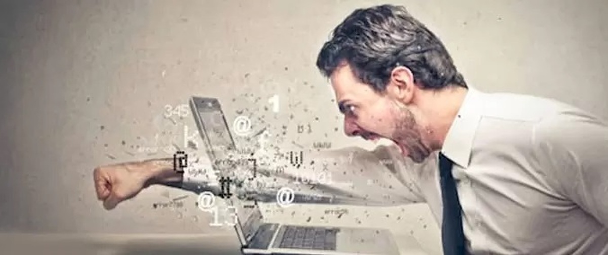تکنولوژی هراسی، پیامد نبود اطلاعات از فناوری و عدم تطابق با سرعت پیشرفت