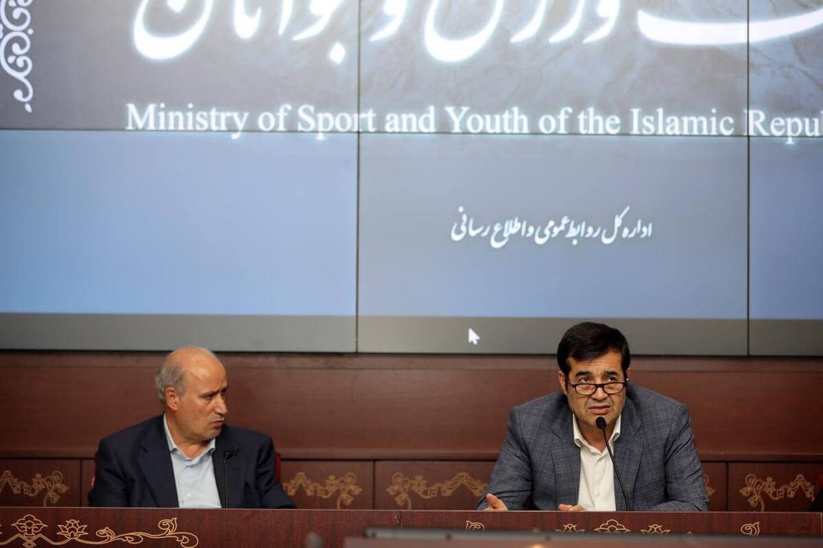 دنیامالی: تسریع در حاکمیت کامل قانون یکی از اولویتها باشد/ دولت وفاق برای رضایتمندی مردم، پشتیبان کامل فوتبال است