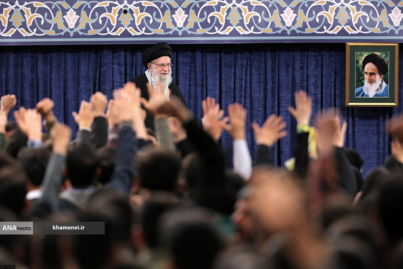 دیدار رمضانی دانشجویان با رهبر معظم انقلاب