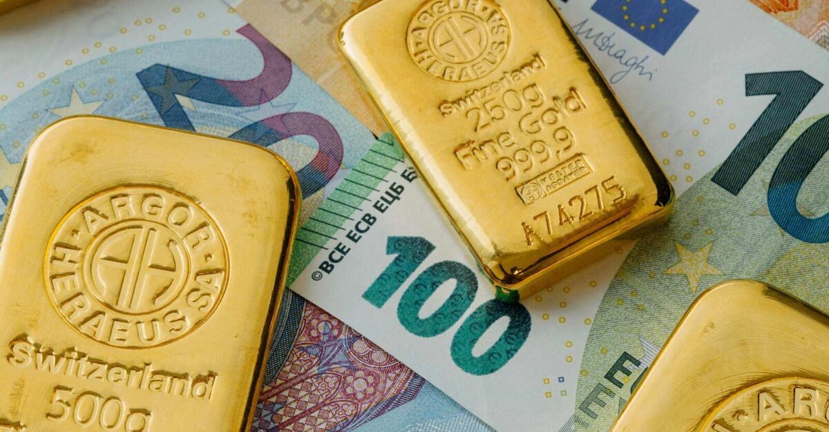 توقیف ۵۰۰ حساب بانکی مشکوک به پولشویی در بازار طلا و ارز