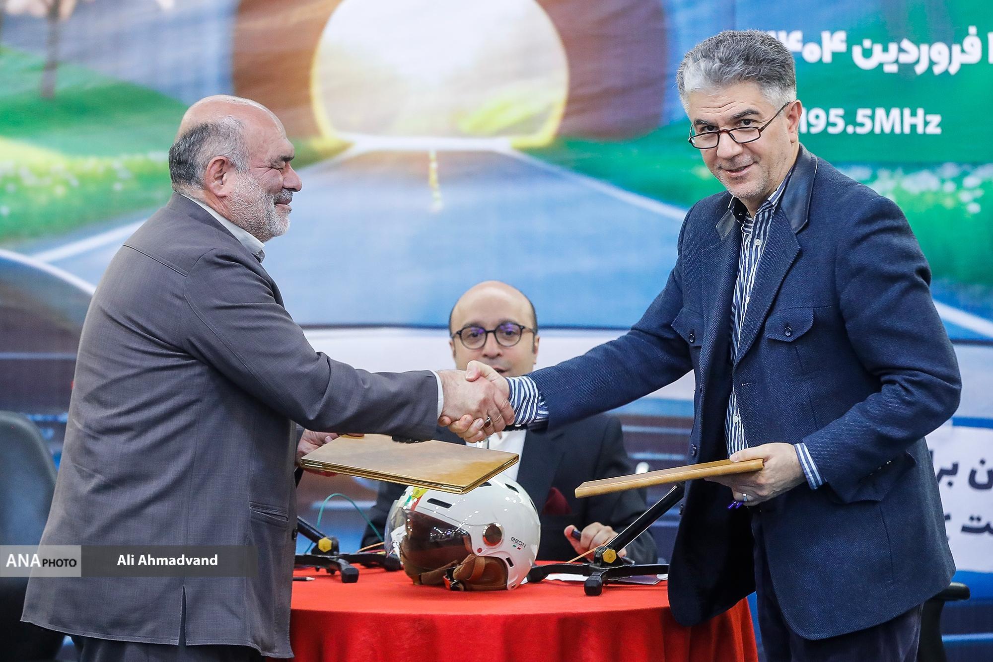 رادیو بهاران افتتاح شد/ پخش ۸۸۸ ساعت برنامه با شعار &laquo;ایمن برانیم، تندرست بمانیم&raquo;