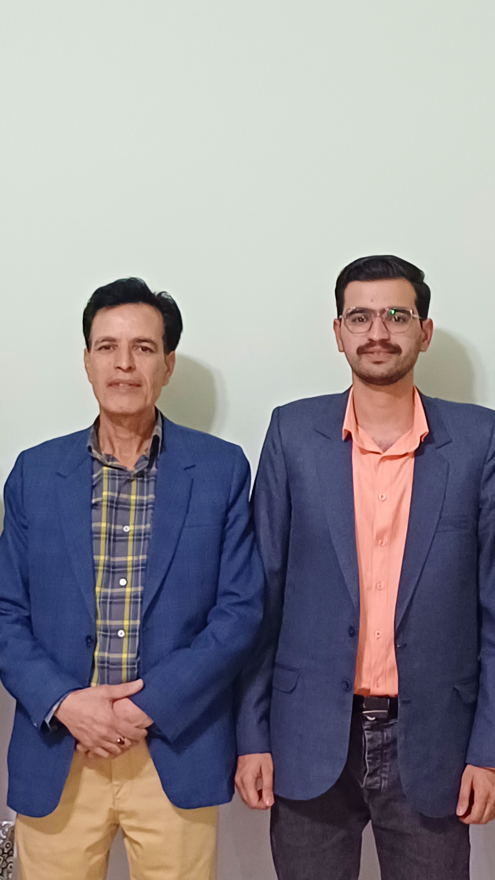 دفاع پدر و پسری از پایان‌نامه ارشد؛ از ادبیات عرب تا روان‌شناسی بالینی