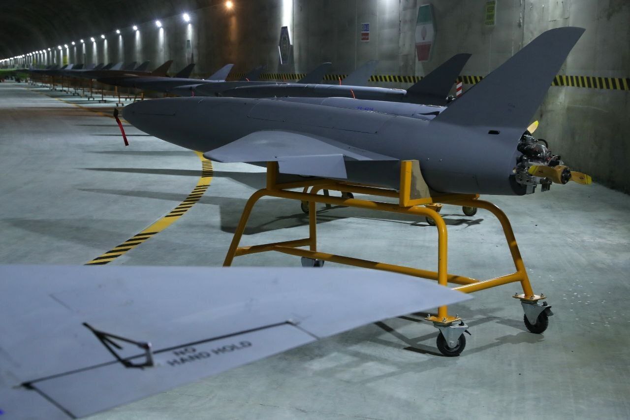 بمااااااند///// «آرش ۱» و «آرش ۲» پهپادهای ارزان قیمتی که گنبد آهنین میلیارد دلاری اسرائیل را به چالش جدی میکشند +مشخصات بمااااااند///// «آرش ۱» و «آرش ۲» پهپادهای ارزان قیمتی که گنبد آهنین میلیارد دلاری اسرائیل را به چالش جدی میکشند +مشخصات