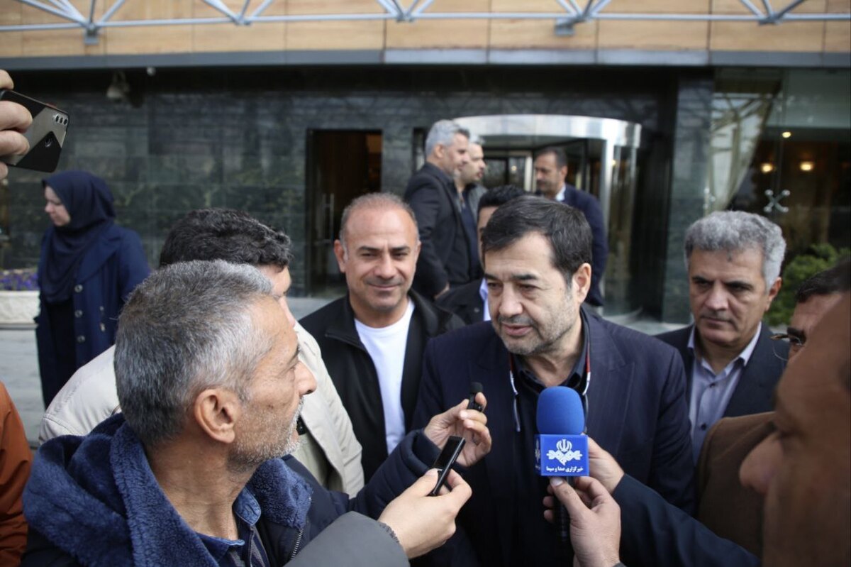 دنیامالی: مشکلات ورزشگاه ۵۰ هزار نفری فارس با کمک استاندار حل میشود تکمیل پروژه های این استان با منابع دولتی امکان پذیر نیست