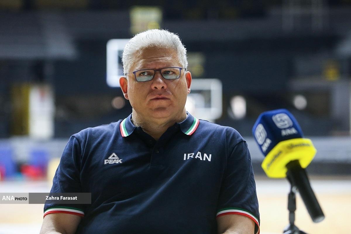 مانولوپولوس: فرهنگ پیروزی را در تیم ملی جا می‌اندازم  نسل بسکتبال ملی ایران را می‌سازم  برای رفتن به المپیک آمده‌ام+فیلم