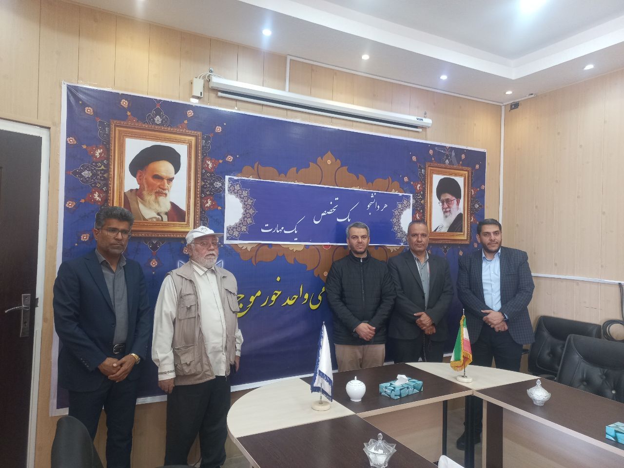 بسیج اساتید بازوی علمی و فرهنگی دانشگاه در حل مسائل جامعه است بسیج اساتید بازوی علمی و فرهنگی دانشگاه در حل مسائل جامعه است