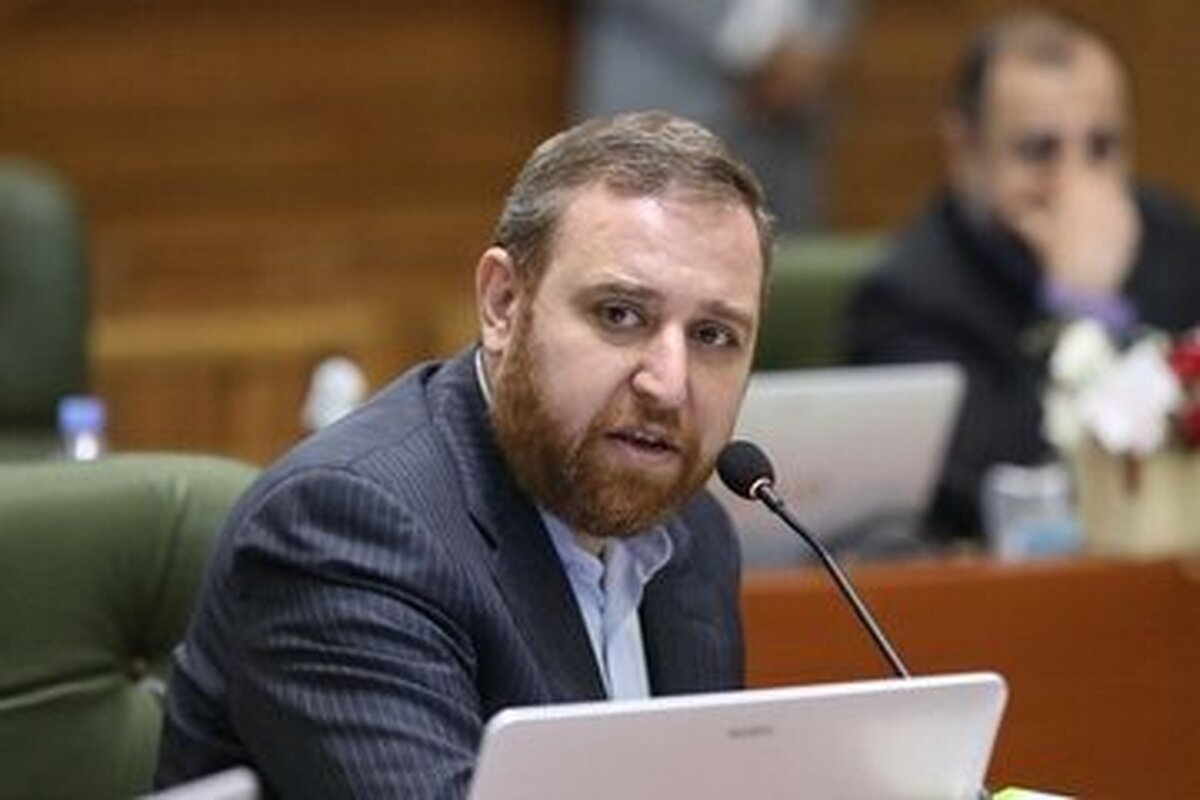 انتقاد عضو شورای شهر از عدم هماهنگی برخی پروژههای شهر با فرمانداری