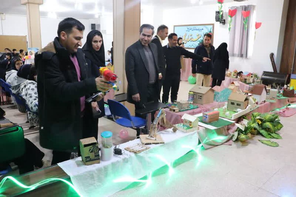 از ماکت عشایری تا دستسازههای فنی؛ تجلی خلّاقیت دانشآموزان در روز مهندس