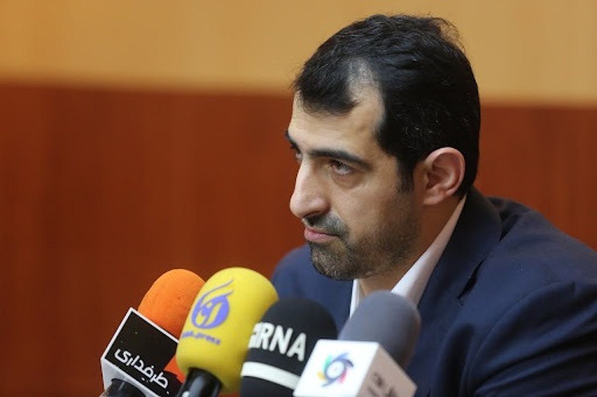 داوری: سالن آزادی قدمت بسکتبال است و امکان پذیر نبود که سالن را به دبیر بدهیم پروژه کمپ تیم ملی برای من نیست +فیلم