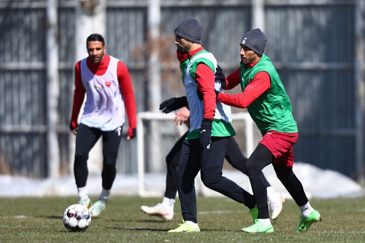 ۳ مصدوم پرسپولیس به دربی رسیدند صادقی و اورونوف همچنان دور از تمرین گروهی