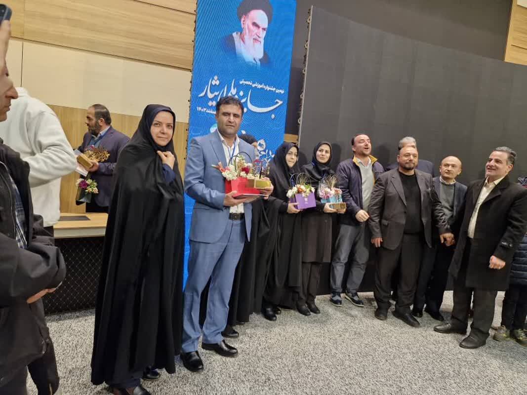 سفر به قلههای فداکاری؛ طلای ایثار بر گردن دانشجویان دانشگاه آزاد سفر به قلههای فداکاری؛ طلای ایثار بر گردن دانشجویان دانشگاه آزاد