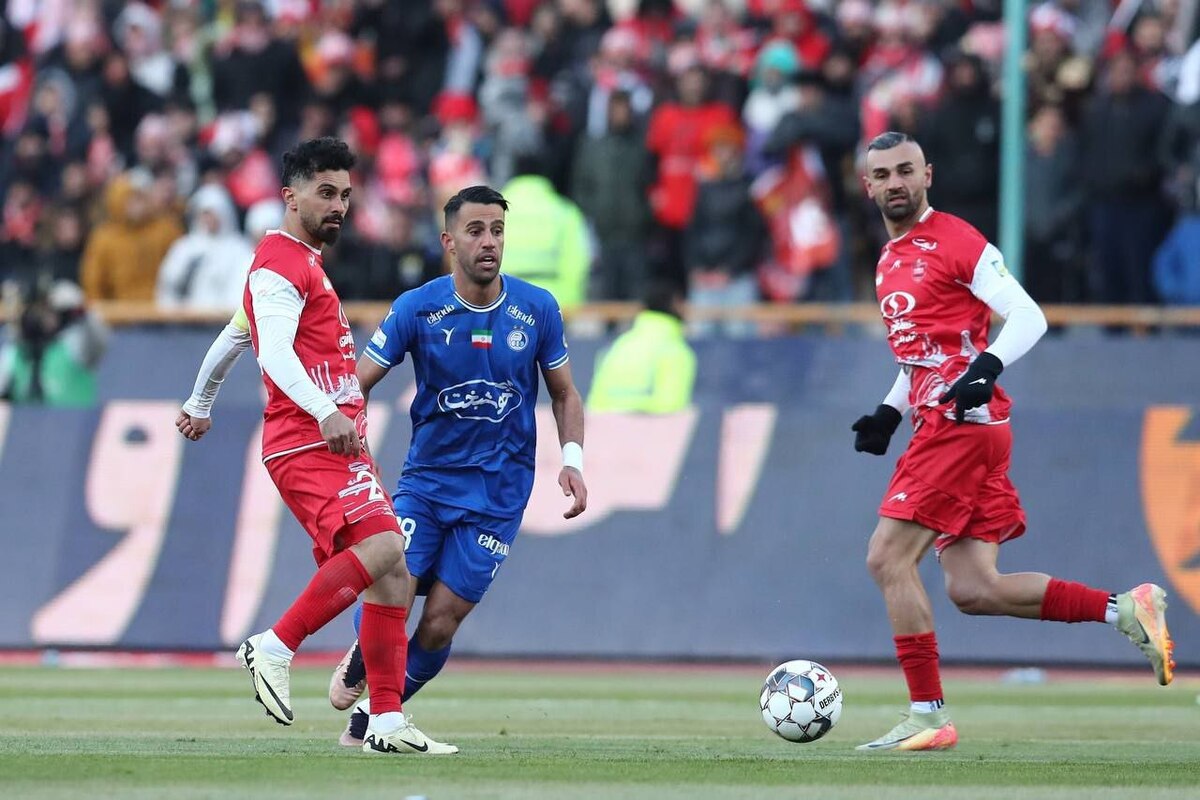 دورسون: دروازهبان استقلال سه متر جلو آمد خدا بخواهد پرسپولیس قهرمان میشود+فیلم