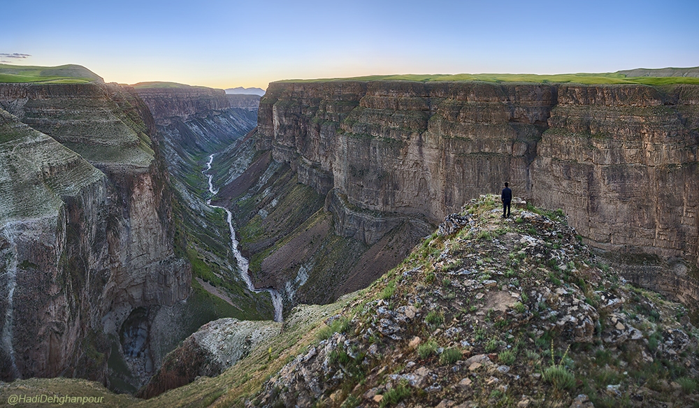 ۳ نکته مهم در مورد اینکه چرا باید انسان در «عکس منظرهتان» باشد! ۳ نکته مهم در مورد اینکه چرا باید انسان در «عکس منظرهتان» باشد!