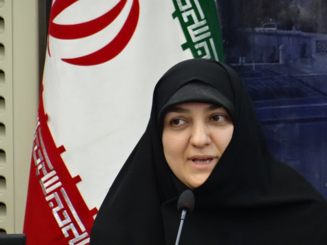 استادان در هویت&zwnj;سازی و فرهنگ&zwnj;سازی اهتمام داشته باشند