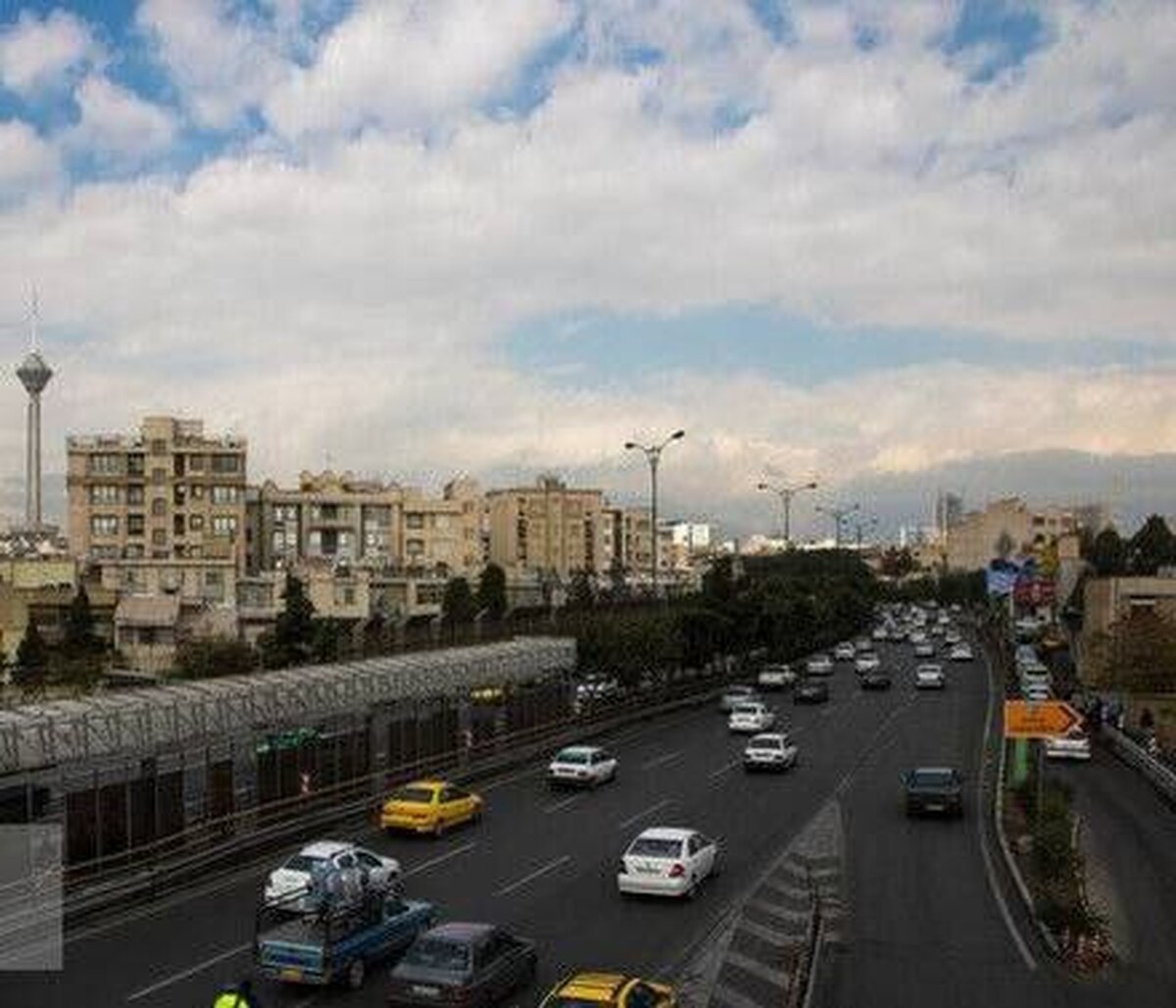 هوای تهران پاک است