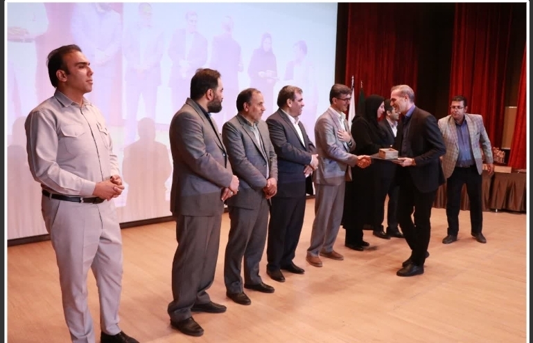 ارسال ۱۱۰ ایده به رویداد ملی «طراحی، بستهبندی صنایع خلّاق، محصولات خانگی و صنایعدستی» ارسال ۱۱۰ ایده به رویداد ملی «طراحی، بستهبندی صنایع خلّاق، محصولات خانگی و صنایعدستی»