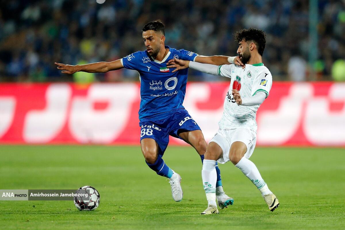 اشکهای هافبک استقلال بعد از برتری مقابل ذوب آهن+عکس