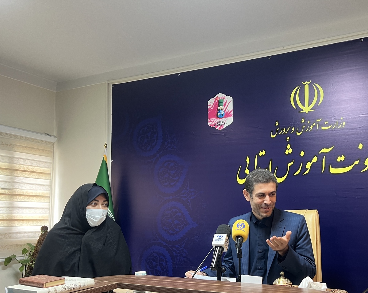 ثبتنام الکترونیکی دانشآموزان در ستاد پروژه کلانمهر نقشه راه سند تحول بنیادین بهزودی به مدارس ابلاغ میشود