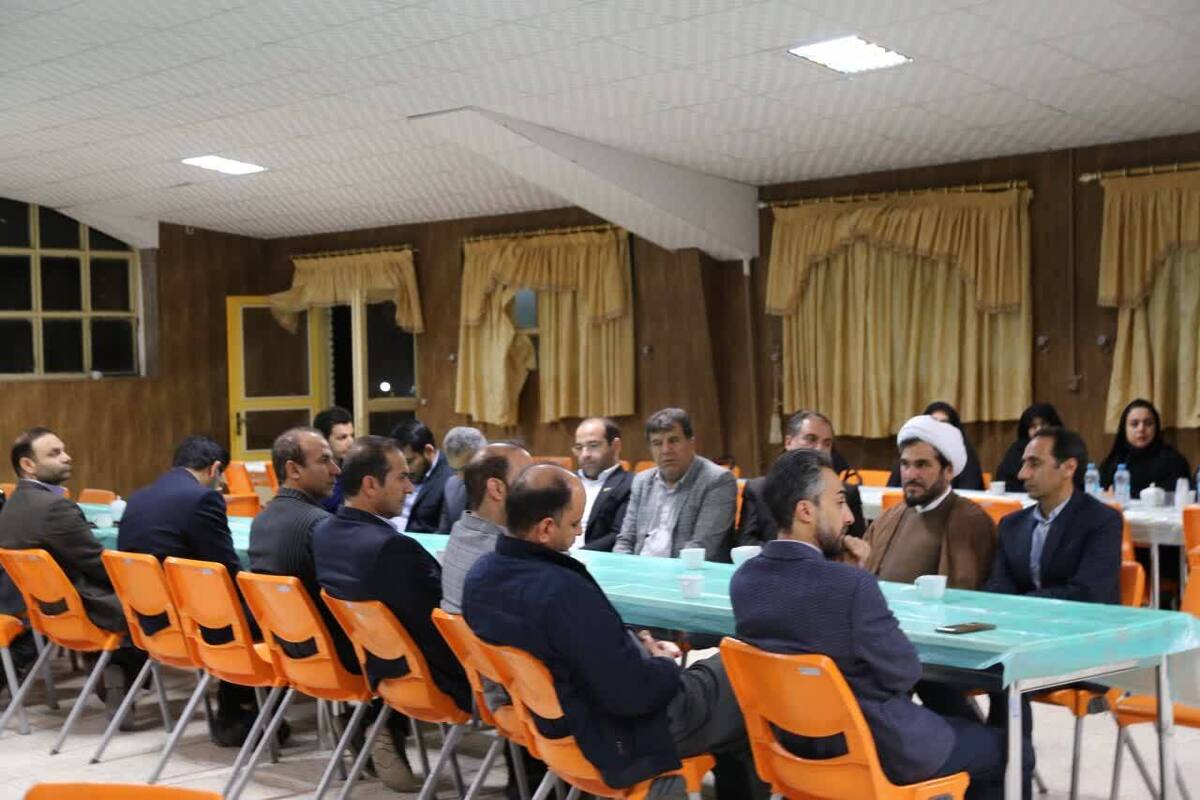 از نگاه تحولخواهی جامعه به استادان تا تأکید بر کاهش ساحت اجرا؛ تقنین و علم و دانش