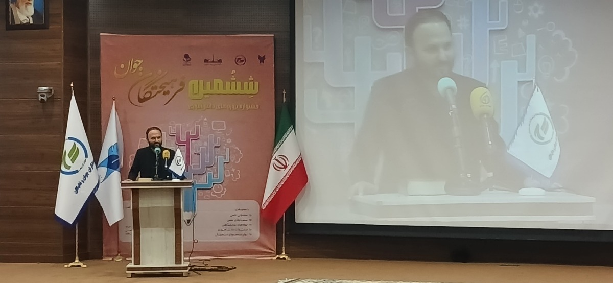 حسن پور: هدف اصلی جشنواره فرهیختگان ترویج فرهنگ یادگیری عمیق است