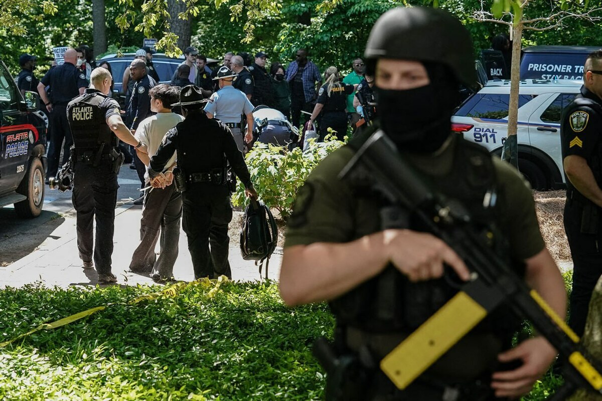بازداشت بیش از ۲۴۰۰ دانشجوی حامی فلسطین در دانشگاههای آمریکا
