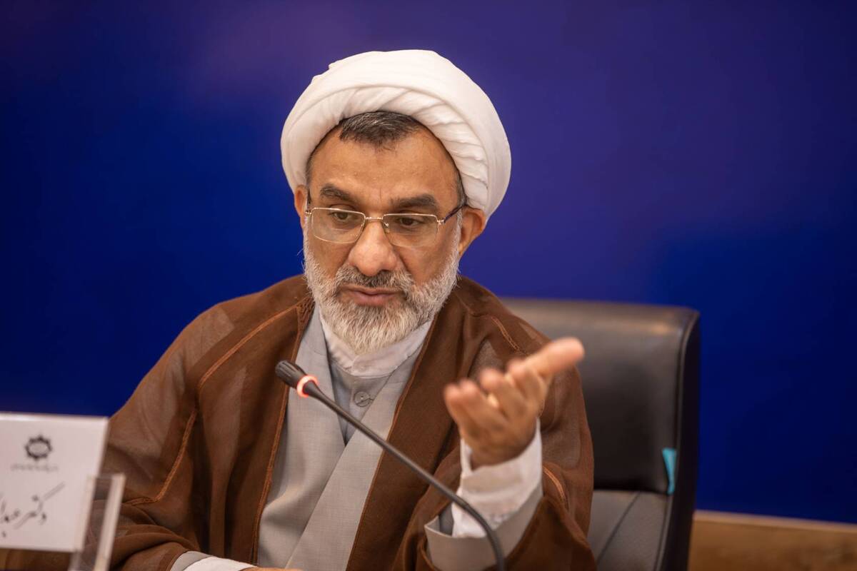 خسروپناه: منظومه فکری رهبر انقلاب الگوی حکمرانی کتابخوانی را ارائه میکند