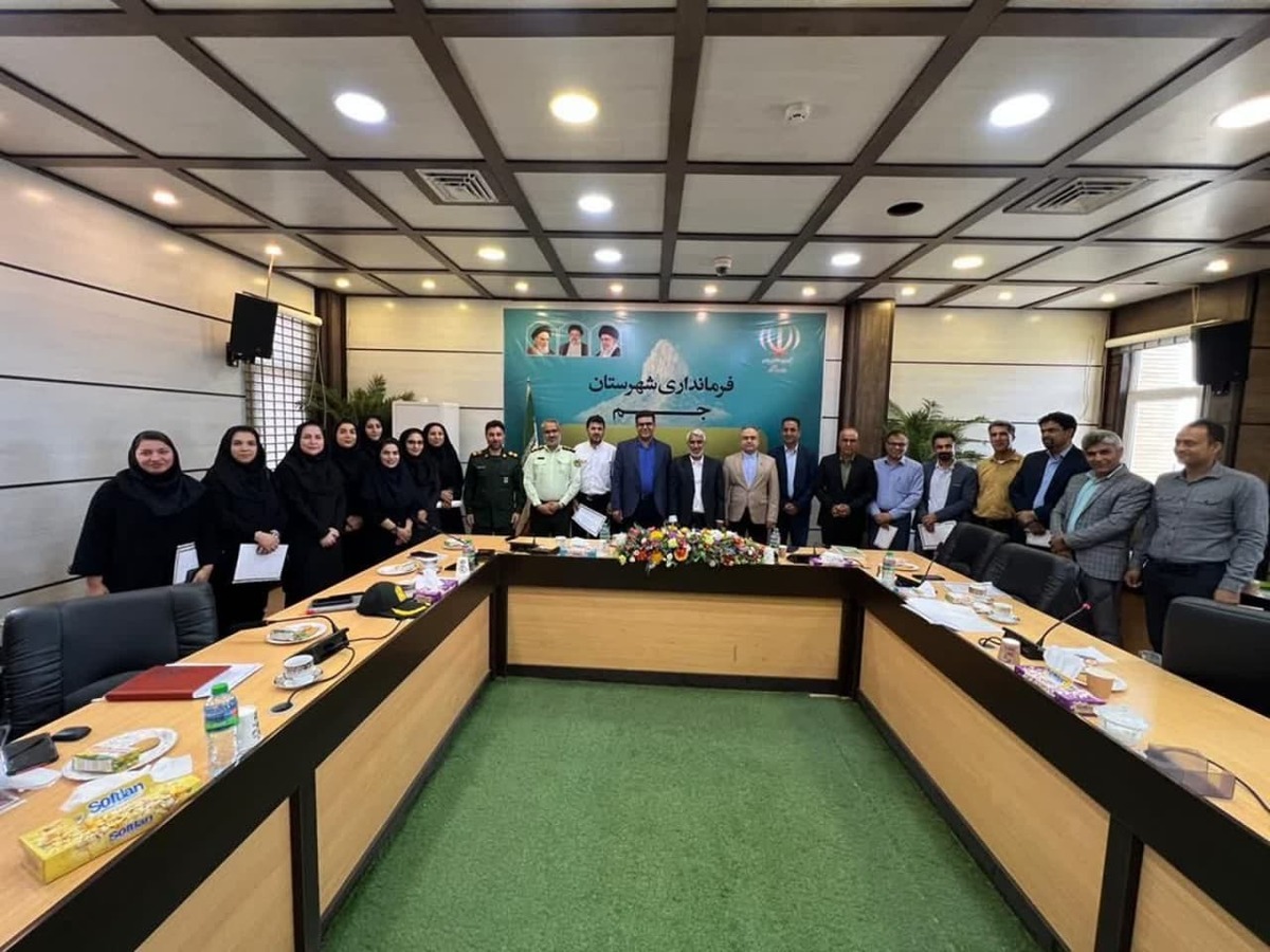 هدف معلمان مدرکگرایی نیست، تربیت انسان است