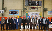 قهرمانی تیم منطقه ۸ دانشگاه آزاد در مسابقات سراسری تنیس روی میز