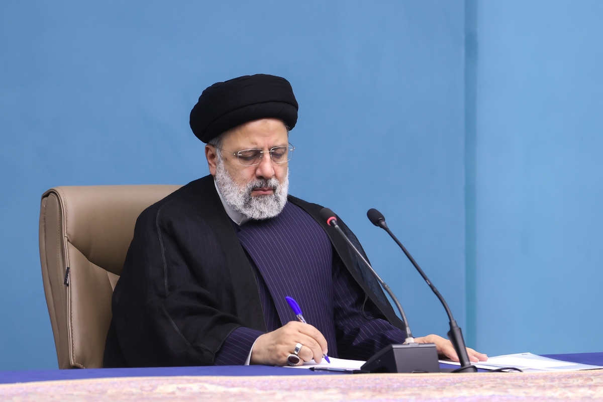 رئیسی قهرمانی تیم ملی تکواندو در رقابتهای آسیایی را تبریک گفت